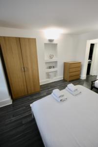 Bournemouth Hot Tub & Sauna Holiday Let