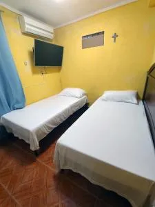 Habitación 2 Camas Individuales, Baño Compartido - Matamoros