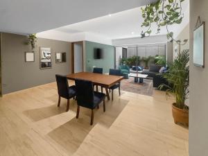23-GH3 2 BR 2.5 Baths Private Patio Roma Norte
