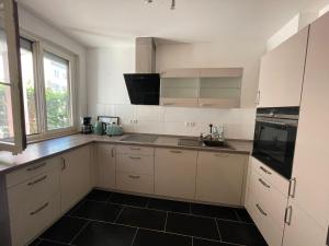 Charmante 3-Zimmer-Wohnung Zentral in Wiesbaden