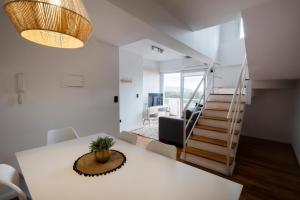 Hermoso Duplex en Capital con Piscina de verano