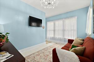 Casa Maria 2- Charming, Quaint Apt Next to Everything Downtown!