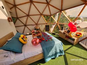 Elementium Glamping