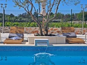 Flamingo - House with private pool 