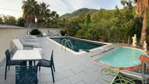 Maisons de vacances maison 5 personnes au calme avec jardin et piscine : photos des chambres