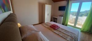 Apartments & rooms Mila 