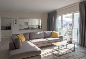 Twin Gables, centrally located 2 bedroom apartment