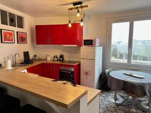 Appartements Au arts des eaux vue mer ! 3eme etages : photos des chambres