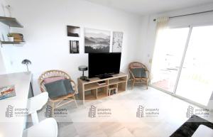 Lomas de Mena 20 - Ático con vistas al mar - Barbacoa y Piscina- PARKING GRATIS -EXCELENTE CONEXIÓN WIFI