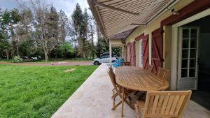 Maisons de vacances Maison calme avec Spa et beau paysage, a 40mn des plages : photos des chambres