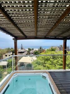 Hotel Aqualuna Cyclops