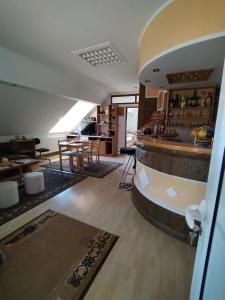 Vila Zvezdane večeri