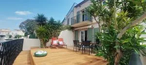 Cosy marina moderne et spacieuse - إج مورت