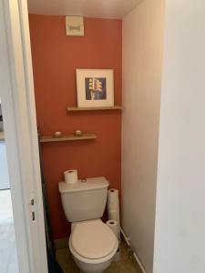 Studio 27m² - centre-ville - parking privé - Tt équipée - 1km Gare TGV