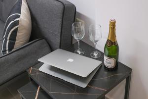 DUOMO City Center Suites