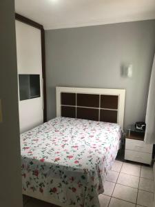 Apto Equipado e bem Localizado