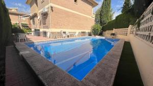 Casa Monte Verde con piscina a 10 min de Granada