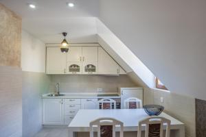 City zone apartment
