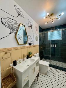 Centric San Juan Apartment with water back up