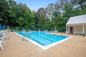 Clearwater --- 33959 Monterray