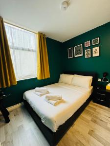 Unique Studio Flat in City 1110