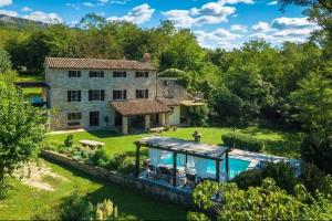 Holiday house with a swimming pool Buzet, Central Istria - Sredisnja Istra - 22842