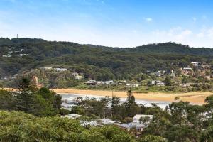 Pier 26 Coastal Retreat