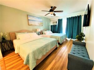 Cozy 2beds,2baths, free parking at Waikiki Beach