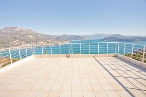 Villa Sofia, Žvinje