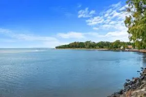 Sandbar on Moreton 5 Bedroom - Howard