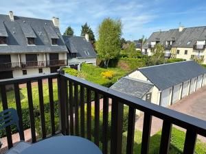 Appartement 3 pers refait à neuf près plagethalasso à Cabourg, balcon, cuisine équipée - FR-1-487-366