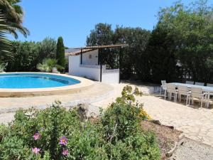 Villa confortable avec piscine privée et jardin, proche plage et commodités à Moraira, Costa Blanca - HISP-216-204