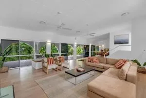 Ohana Palm Cove - Palm Beach