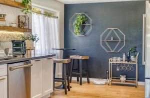 Zen Haus, Spacious Retreat, luxury, near UO