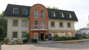 Hotel NED HOCKEY - Kostomlaty