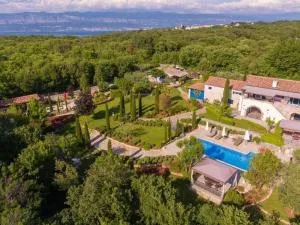 House of Olives Comfortable holiday residence - Sveti Ivan Dobrinjski