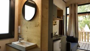 Lodges Lodging Le Lac : Mobile Home