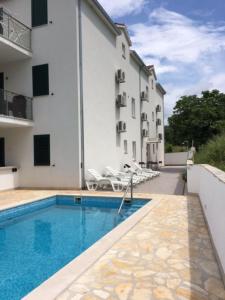 S&A Apartment - 3hvězdičkové hotely ve městě Sutivan