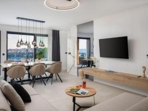 Luxury villa with swimming pool and sauna