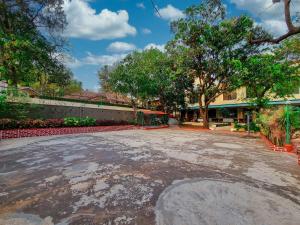 Zaras Resort Khandala