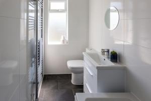 Stylish Duplex Apartment with Home Office