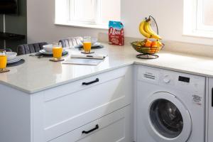 Stylish Duplex Apartment with Home Office