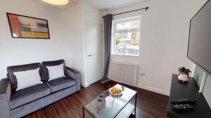 Stylish Duplex Apartment with Home Office