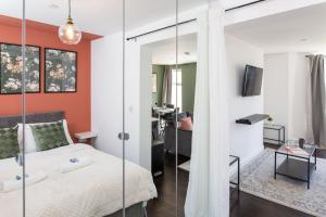 Stylish Studio Apartment with Peloton