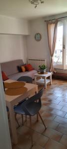 Appartements appartement climatise avec terrasse au coeur de Nyons : photos des chambres