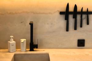 Modern Waveside Apartment No.3