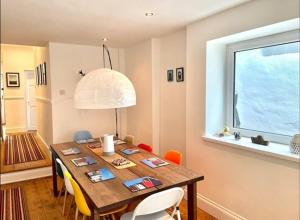 *Family Home in Mumbles. Close to the Beach*