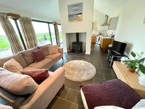 Cosy barn with views in Wick Vale of Glamorgan - Wick