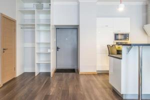 Superb Brand New Apartment Centra, Riga, Latvia