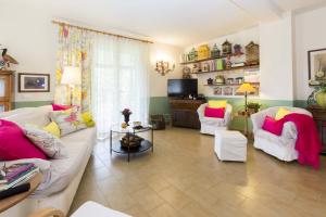 Villa Monserrato - Goelba